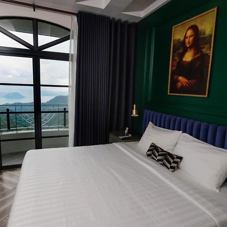 The Grandmaster Hotel Тагайтай Экстерьер фото
